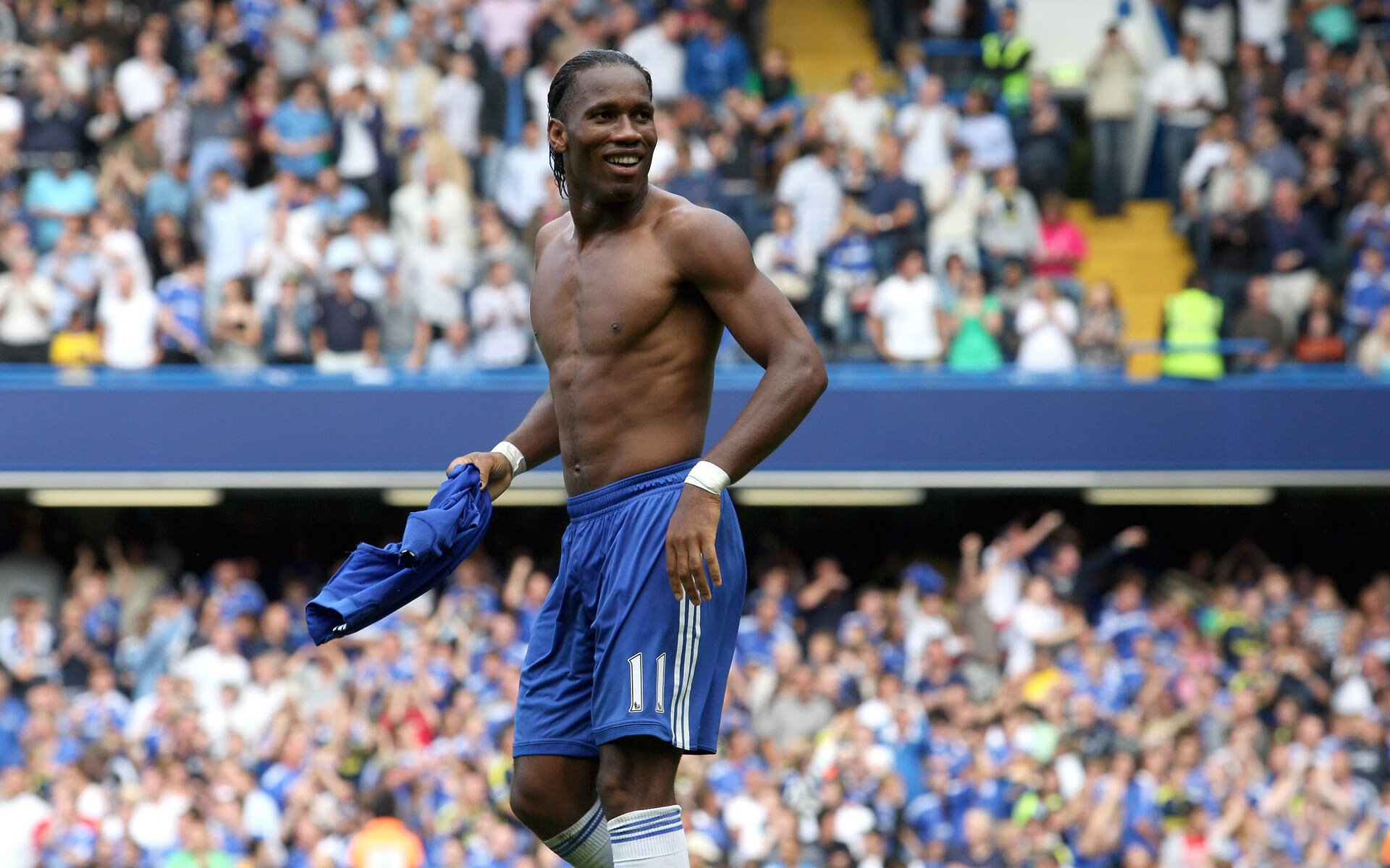 前F1世界冠军狠批：长期居于积分榜首让皮亚斯特里变得自满，f1前身